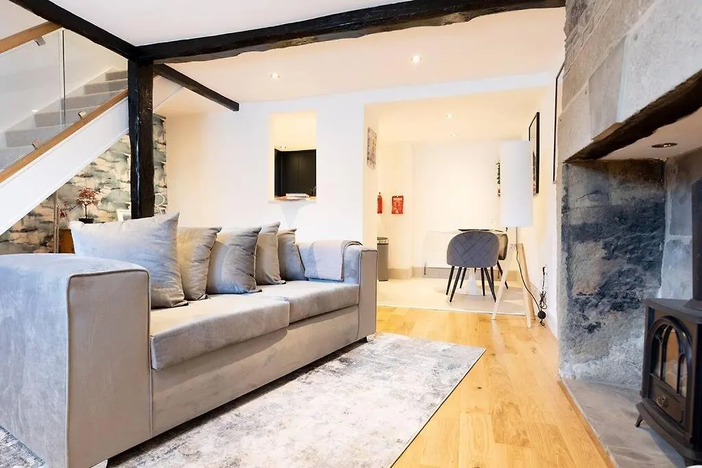 Ford Gate - Modern Luxury Cottage Based In Holmfirth